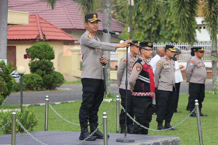 Kegiatan ini dipimpin langsung oleh Kapolres Ogan Ilir AKBP Bagus Suryo Wibowo, S.I.K., M.H., dan diikuti oleh seluruh Pejabat Utama (PJU) serta personel.