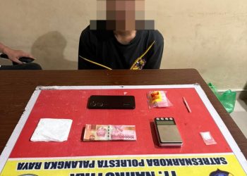 Seorang pria berinisial SR (33) diamankan saat berada di kediamannya di Jalan Dunis Tuan, Kelurahan Petuk Katimpun, Kecamatan Jekan Raya.