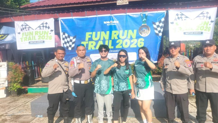 Polsek Bukit Batu melaksanakan pengamanan kegiatan Fun Run Trail 2026 yang digelar di kawasan Matan Andau Resort, Kelurahan Banturung, Kecamatan Bukit Batu, Kota Palangka Raya.