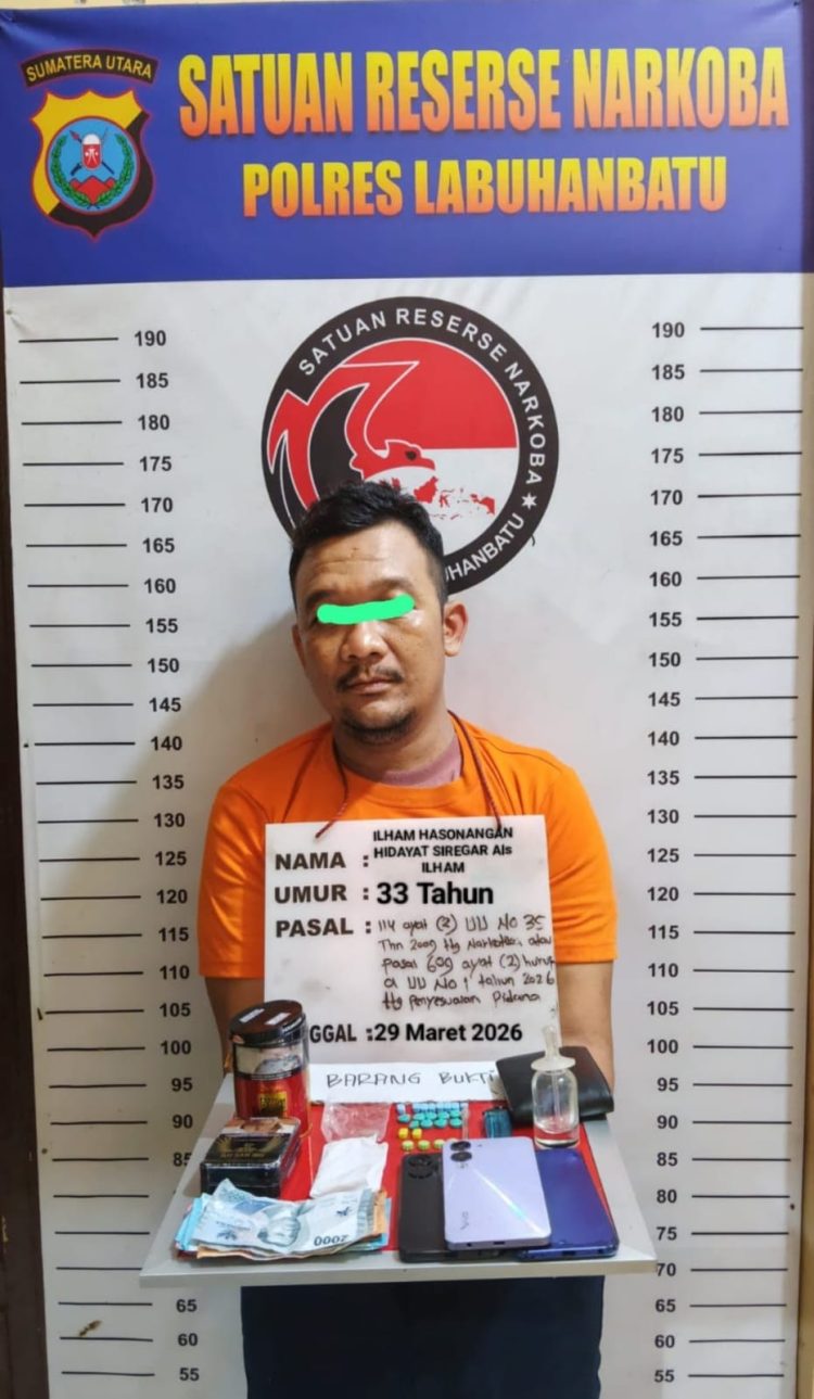 Seorang pria berinisial IH alias Ilham (33), warga Rantau Selatan, diamankan petugas di salah satu tempat hiburan malam. Minggu (29/03/2026)