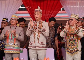 Kegiatan tersebut dihadiri oleh sejumlah pejabat penting, di antaranya Gubernur Kalimantan Tengah H. Agustiar Sabran, Kapolda Kalimantan Tengah Irjen Pol Iwan Kurniawan, S.I.K., M.Si., unsur Forkopimda Provinsi dan Kabupaten, Bupati Kapuas, Kapolres Kapuas, serta tokoh agama, tokoh adat, tokoh masyarakat, dberbagai elemen masyarakat lainnya.