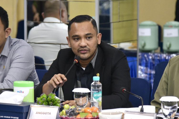 Anggota Komisi IV DPR RI asal daerah pemilihan Aceh 1, Jamaluddin Idham, S.H., M.H.,