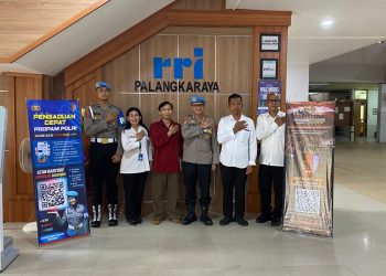 Kabidpropam Polda Kalteng, Kombes Pol Rudi Asriman, S.I.K., M.Si., saat menjadi narasumber acara Podcast "Huma Itah" di Studio RRI Palangka Raya, Senin (30/03/2026).