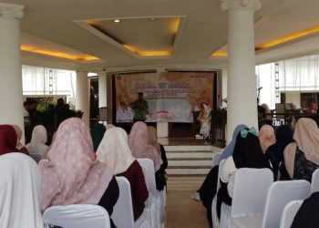 Kegiatan ini dihadiri oleh Camat Gunung Putri, Kurnia Indra, S.STP, M.Ec.Dev, jajaran Forkopimcam, para kepala desa se-Kecamatan Gunung Putri, tokoh masyarakat, serta Ketua PK KNPI Kecamatan Gunung Putri, Delly Angga, M, yang turut memperkuat sinergi lintas elemen, khususnya peran pemuda dalam pembangunan daerah.