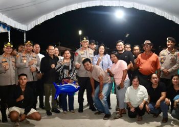 Kapolda Kalimantan Tengah (Kalteng) Irjen Pol Iwan Kurniawan, S.IK., M.Si. meninjau langsung pelaksanaan pengamanan rangkaian ibadah Hari Paskah 2026 di Kota Palangka Raya, Minggu (5/4/2026).