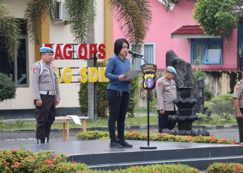 Kegiatan di lapangan Mapolresta Jalan Tjilik Riwut Km. 3,5 Kota Palangka Raya tersebut, menjadi sarana penyampaian arahan kepada seluruh personel sebelum melaksanakan tugas sehari-hari.