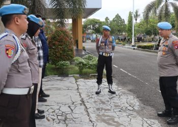 Kasipropam Polresta Palangka Raya, Polda Kalteng, Iptu Priyoko, S.Pd., S.I.P., berkesempatan untuk memimpin pelaksanaan apel satuan fungsi (satfung) dari Seksi Profesi dan Pengamanan (Sipropam) yang dikomandonya.