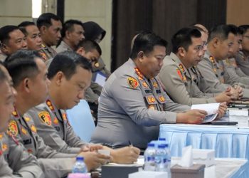 Kapolresta Palangka Raya, Kombes Pol. Dedy Supriadi, S.I.K., M.H. mewakili kesatuannya untuk menghadiri Gelar Operasional (GO) yang diselenggarakan oleh Polda Kalteng untuk periode Triwulan I Tahun 2026, Rabu (8/4/2026) pagi.