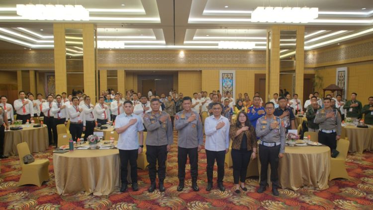 Kasat Reskrim Polres Seruyan AKP Muhammad Affandi, S.H., M.M., beserta personel Sat Reskrim mengikuti pembinaan teknis dan peningkatan kemampuan fungsi Korwas Penyidik Pegawai Negeri Sipil (PPNS) yang digelar oleh Polda Kalimantan Tengah