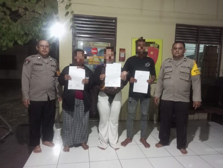 Kegiatan mediasi dilaksanakan di Mapolsek Bukit Batu dengan melibatkan kedua belah pihak, yakni Anjasmara dan Putri Khusnul Nurfadila, serta dihadiri oleh personel piket SPKT selasa 14/4/28