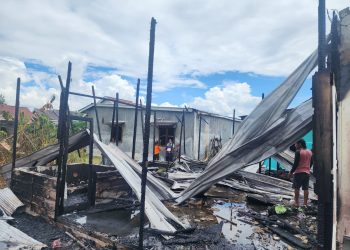 Olah TKP dilakukan pada lokasi kebakaran satu unit rumah yang berada di kawasan Jalan Pemandu Raya, Kelurahan Sabaru, Kecamatan Sabangau, Kota Palangka Raya, Kalimantan Tengah, Selasa (14/4/2026) siang.