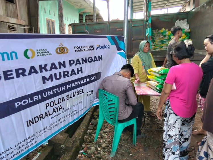 Polres Ogan Ilir melalui Satuan Binmas bekerja sama dengan Bulog menggelar kegiatan Gerakan Pangan Murah (GPM) pada Selasa, 14 April 2026.