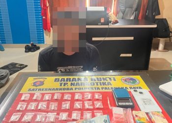 Tersangka diketahui berinisial R.A. (36), seorang wiraswasta. Ia diamankan saat berada di lokasi setelah dilakukan penyelidikan dan pemantauan oleh tim di lapangan.
