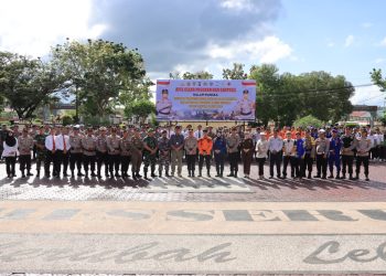 Polres Seruyan melaksanakan Apel Gelar Pasukan dan Sarpras dalam rangka Kesiapan Penanggulangan Bencana Alam Kebakaran Hutan dan Lahan (Karhutla) serta antisipasi Fenomena El Nino Godzilla Tahun 2026, pada Jumat 17/4/2026 mulai pukul 07.00 WIB di Halaman Mako Polres Seruyan.