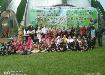Gabungan organisasi masyarakat (ormas), paguyuban, sanggar, dan yayasan Kasundaan bersama pemerintah sukses menggelar kegiatan Riung Mungpulung dalam rangka Halal Bihalal yang dirangkaikan dengan ziarah budaya di Kebun Raya Bogor pada Kamis (16/4/2026). 