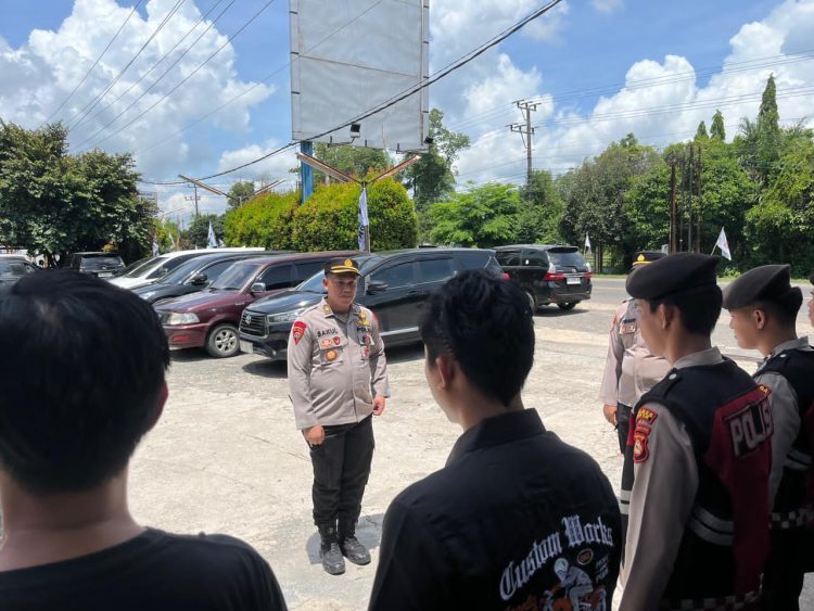 Personel Polres Ogan Ilir melalui Satuan Intelkam melaksanakan kegiatan pengamanan dan monitoring terhadap pelaksanaan Musyawarah Cabang (Muscab) DPC Partai Kebangkitan Bangsa (PKB) Kabupaten Ogan Ilir, Sabtu (18/4/2026).