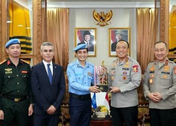 pertemuan dengan delegasi United Nations Police Division yang dipimpin oleh United Nations Police Adviser Faisal Shahkar, didampingi Hai Nguyen serta Mehmet Ata Yenigun, yang berlangsung di Ruang Perjamuan Mabes Polri, Jakarta. Senin 20/4/2026