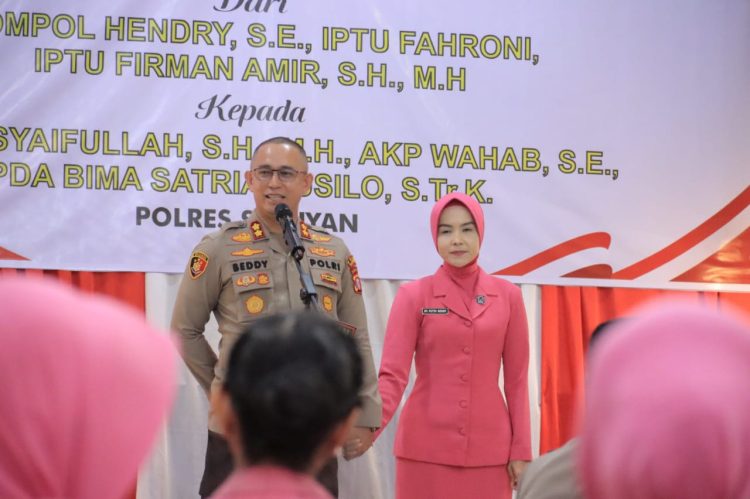 acara kenal pamit Wakapolres Seruyan, Kasat Intelkam, dan Kapolsek Hanau yang digelar di Aula Patriatama 95 Polres Seruyan pada Rabu 22/4/2026 mulai pukul 13.30 WIB.