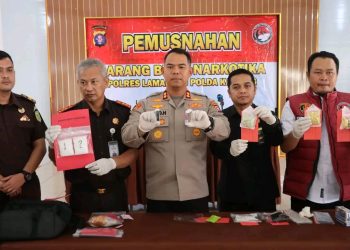 Kegiatan tersebut dipimpin langsung oleh Kapolres Lamandau AKBP Joko Handono, S.I.K., M.H.,M.M. dengan melibatkan berbagai pihak terkait dan turut dihadiri oleh rekan-rekan media sebagai bentuk transparansi kepada publik.