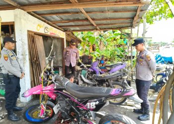 Kegiatan tersebut dilakukan dengan menyasar lokasi usaha bengkel yang dinilai memiliki potensi kerawanan, sekaligus menjalin komunikasi dengan pemilik maupun pekerja di tempat tersebut.