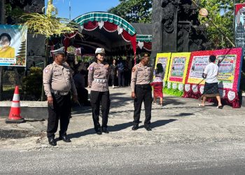 Pamtur jalur dilakukan pada lokasi berlangsungnya ibadah Dharma Santi Nyepi di Pura Pitamaha Jalan Kinibalu, Kota Palangka Raya, Kalimantan Tengah, yang dikomandoi oleh Kasatlantas, Kompol Hermanto, S.H., Rabu (29/4/2026) pagi.