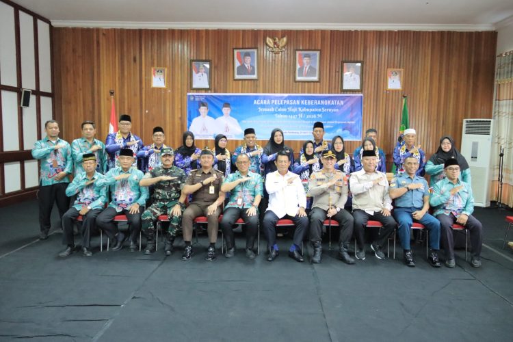Kapolres Seruyan AKBP BEDDY SUWENDI, S.H., S.I.K. turut hadir dalam kegiatan Pelepasan Keberangkatan Jemaah Calon Haji Kabupaten Seruyan Tahun 1447 H / 2026 yang digelar di Aula Kantor Bupati Seruyan pada Rabu 29/4/2026 