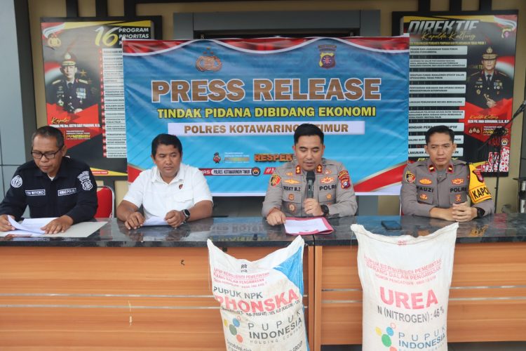 Press release ini dipimpin langsung oleh Kapolres Kotim AKBP Resky Maulana Zulkarnain, S.H.,S.l.K.,M.H. didampingi Kasat Reskrim AKP Sugiharso.S.H.,M.H. serta Kapolsek Jaya Karya IPDA Fauzi Alamsyah S.H.dan Kasi Humas AKP Edy Wiyoko, S.E., pada hari Kamis siang di aula loby Polres Kotim (30/04/2026)