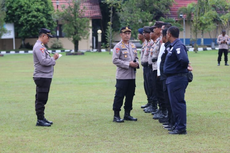 Polda Kalimantan Tengah menyiapkan 3.178 personel untuk mengamankan peringatan Hari Buruh Internasional (May Day) di seluruh wilayah.