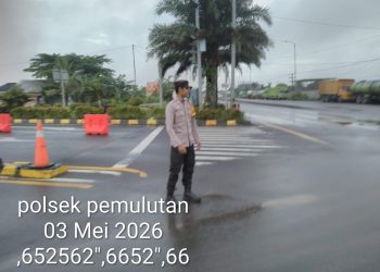 Polres Ogan Ilir melalui Polsek Pemulutan meningkatkan kegiatan patroli di kawasan pintu keluar Tol Indralaya–Palembang, Minggu (03/05/2026).