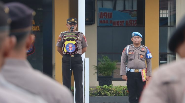 Seksi Profesi dan Pengamanan (Propam) Polresta Palangka Raya melaksanakan pengecekan absensi personel pada seluruh satuan fungsi (satfung).