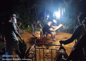 Polsek Kota Besi Polres Kotim telah di temukannya Mayat seorang Laki-laki berinisial FT 55th TKP (Tempat Kejadian Perkara) dalam rumah Jl. Abu bakar Rt 004 Rw 001 Desa Hanjalipan Kec Kotabesi Kab Kotim Prov Kalteng pada hari Senin (4/5/26) sore.
