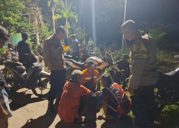 Seorang warga Kelurahan Habaring Hurung, Kecamatan Bukit Batu, dilaporkan hilang dan hingga kini masih dalam upaya pencarian oleh aparat kepolisian bersama tim gabungan.
