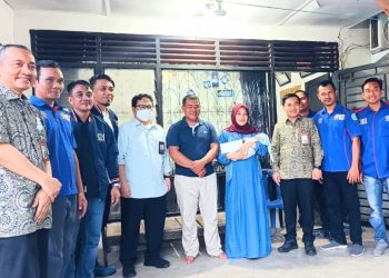 Bapak Hermansyah selaku Anggota Dewan Jaminan Sosial (DJSN) RI juga turut hadir membersamai kegiatan silaturahmi tersebut. Dalam kunjungannya, Afif Johan juga turut didampingi oleh Bapak Zoni Anwar Tanjung selaku Kepala Cabang BPJS Kesehatan Lubuk Pakam.