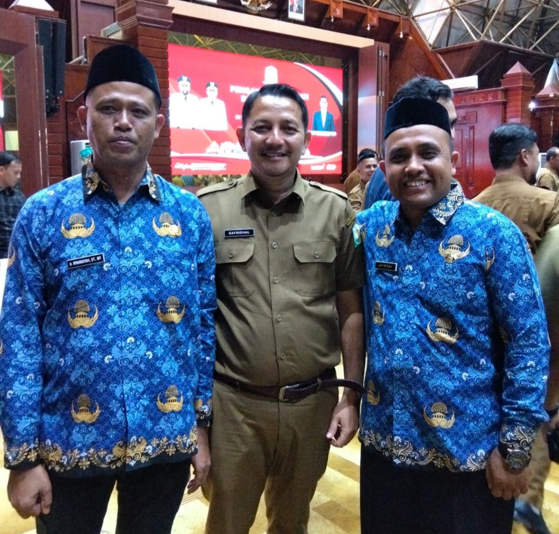 drh. Safridal mantan kadis pertanian dan peternakan Nagan Raya dipercayakan oleh Gubernur Aceh sebagai Kepala Dinas Peternakan Aceh dan dilantik oleh Mualem pada jum'at 27 Februari 2026 yang lalun dan Jufrizal, Spd,I Mantan sekretaris satpol PP Nagan Raya sebagai kepala cabang dinas pendidikan wilayah Nagan Raya.