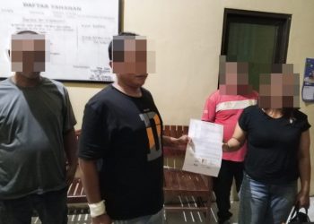 Personel SPKT I Polsek Sabangau melaksanakan mediasi terhadap permasalahan kesalahpahaman yang mengakibatkan perkelahian antara dua warga di wilayah Jalan Dulin Kandang, Kelurahan Kereng Bangkirai