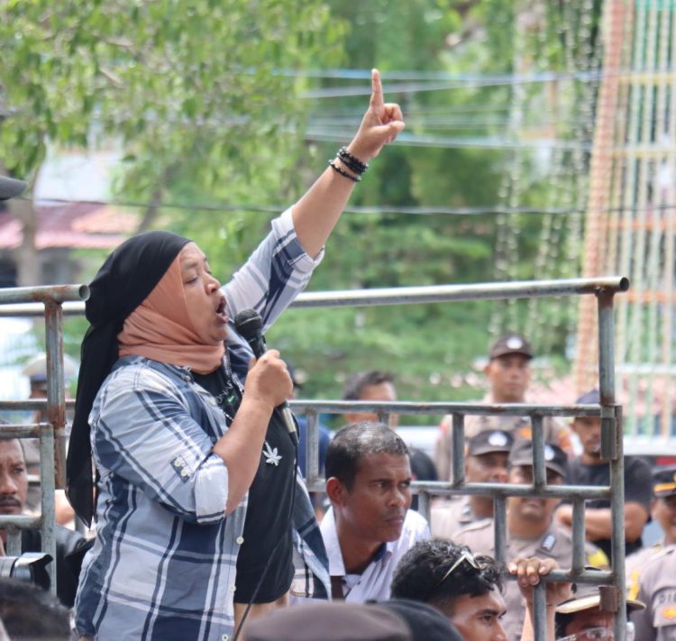 Aktivis perempuan, Yulindawati