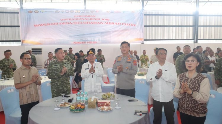 Kapolda Kalimantan Tengah (Kalteng) Irjen Pol Iwan Kurniawan, turut hadir dalam acara peluncuran 1.061 Koperasi Desa/Kelurahan Merah Putih yang digelar secara nasional oleh Presiden RI.