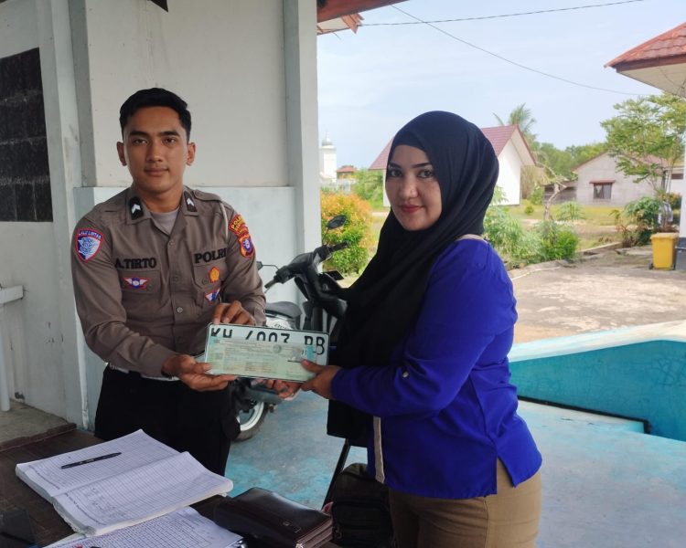 Satuan Lalu Lintas (Satlantas) Polres Seruyan melaksanakan kegiatan Pelayanan SAMSAT pada Selasa 19/5/2026 pukul 08.00 hingga 15.00 WIB, bertempat di Kantor Pelayanan SAMSAT Kuala Pembuang, Kabupaten Seruyan.