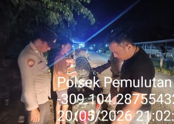 jajaran Polsek Pemulutan melaksanakan kegiatan Razia (Kegiatan Rutin Yang Ditingkatkan) dan Strong Point pada Rabu malam, 20 Mei 2026, sekitar pukul 21.00 WIB di sejumlah titik rawan di wilayah hukum Polsek Pemulutan.