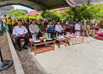 Polsek Sabangau jajaran Kepolisian Resor Kota (Polresta) Palangka Raya, Polda Kalteng turut diundang untuk menghadiri acara wisuda dan pelepasan murid kelas VI yang digelar oleh Madrasah Ibtidaiyah Negeri (MIN) 4 Palangka Raya. 