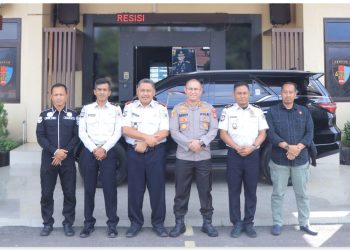 Kapolres Seruyan AKBP BEDDY SUWENDI, S.H., S.I.K., didampingi Kasat Reskrim dan Kasat Resnarkoba, menerima kunjungan Kepala Balai Pemasyarakatan (BAPAS) Sampit, PRAYUDHA RACHMADANY, S.H., M.H., beserta rombongan, pada Selasa (26/5) pukul 13.30 WIB, bertempat di ruang kerja Kapolres Seruyan.
