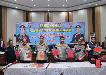 Kapolda Kalteng Irjen Pol Iwan Kurniawan, saat konferensi press di Gedung Graha Bhayangkara, Mapolda setempat, Sabtu (30/5/2026).