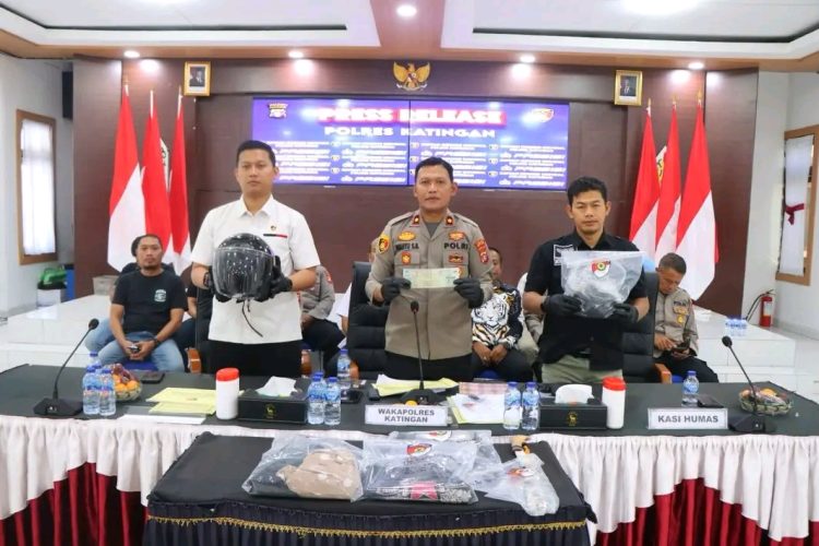 Kegiatan dipimpin Wakapolres Katingan Kompol Wahyu Satiyo Budiarjo, S.H., M.H., didampingi Kasatreskrim Iptu Gusti M. Rifa Adabi, S.Tr.K., S.I.K., M.Si., Kasihumas Iptu Moh. Mastur, S.H., serta dihadiri para pejabat utama dan personel Polres Katingan, Sabtu (30/5/2026) pagi.