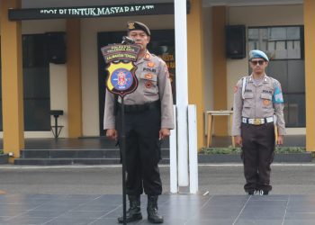Kasatsamapta Polresta Palangka Raya AKP Bambang Harianto memimpin apel pagi yang digelar di Mapolresta Palangka Raya.