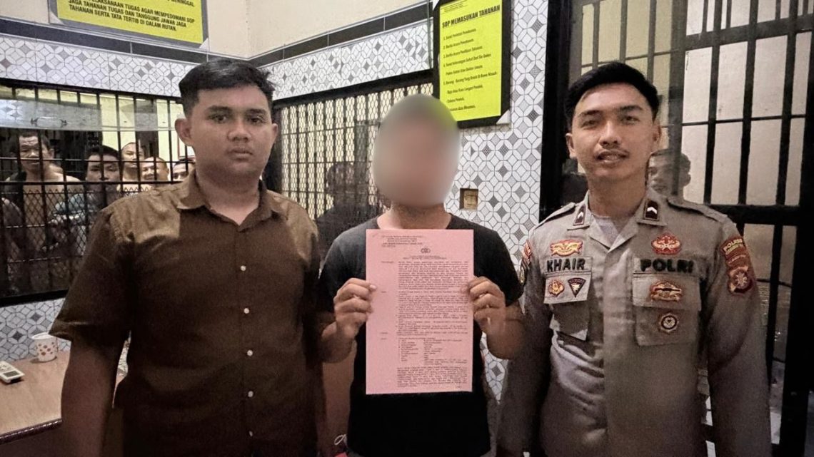 Sat Reskrim Polres Kotawaringin Timur berhasil menangkap seorang oknum petugas keamanan sekolah berinisial MI, 2 tahun setelah kasus dugaan kekerasan seksual terhadap anak di bawah umur terjadi. Penangkapan dilakukan Unit PPA Satreskrim Polres Kotim pada 7 Mei 2026.