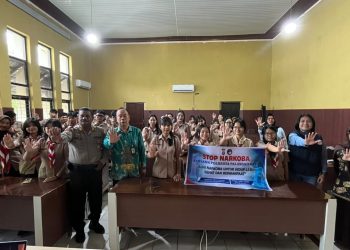 Penyuluhan kali ini disampaikan kepada siswa dan siswi di SMA Negeri 1 Palangka Raya, Jalan AIS Nasution, Kota Palangka Raya, Kalimantan Tengah, yang dipimpin oleh Kasatresnarkoba, Kompol Yonika Winner Te’dang, S.T., M.H., Kamis (4/6/2026) pagi. 