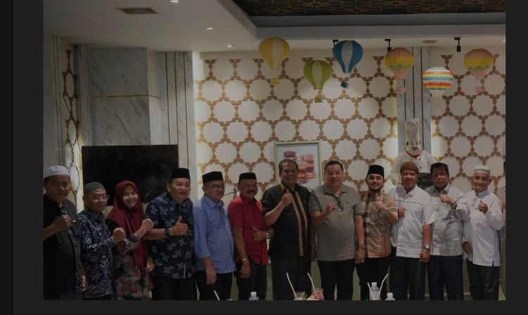Bupati TRK menemui ketua IKNR Banda Aceh dan jajarannya.