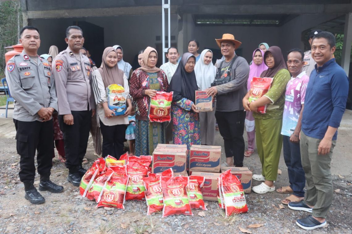Polres Ogan Ilir menggelar kegiatan bakti sosial yang dikemas secara unik melalui kegiatan offroad menuju wilayah pedesaan. Kegiatan tersebut dilaksanakan pada Sabtu, 6 Juni 2026, dengan sasaran masyarakat kurang mampu di Desa Burai, Kecamatan Tanjung Batu dan Desa Sejaro Sakti, Kecamatan Indralaya.