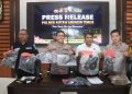 Polres Kotawaringin Timur (Kotim) menggelar kegiatan press release terkait pengungkapan kasus Tindak Pidana Pembunuhan yang terjadi di wilayah hukum Polsek Mentaya Hulu, Press release ini dipimpin oleh Kapolres Kotim AKBP Resky Maulana Zulkarnain, S.H.,S.l.K.,M.H.