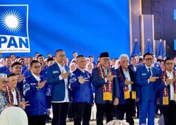 Wali Kota Sabang, Zulkifli H. Adam, resmi dilantik sebagai Ketua Dewan Pimpinan Daerah (DPD) Partai Amanat Nasional (PAN) Kota Sabang pada pelantikan pengurus DPD PAN se-Aceh yang berlangsung di Banda Aceh, Sabtu (13/6/26).